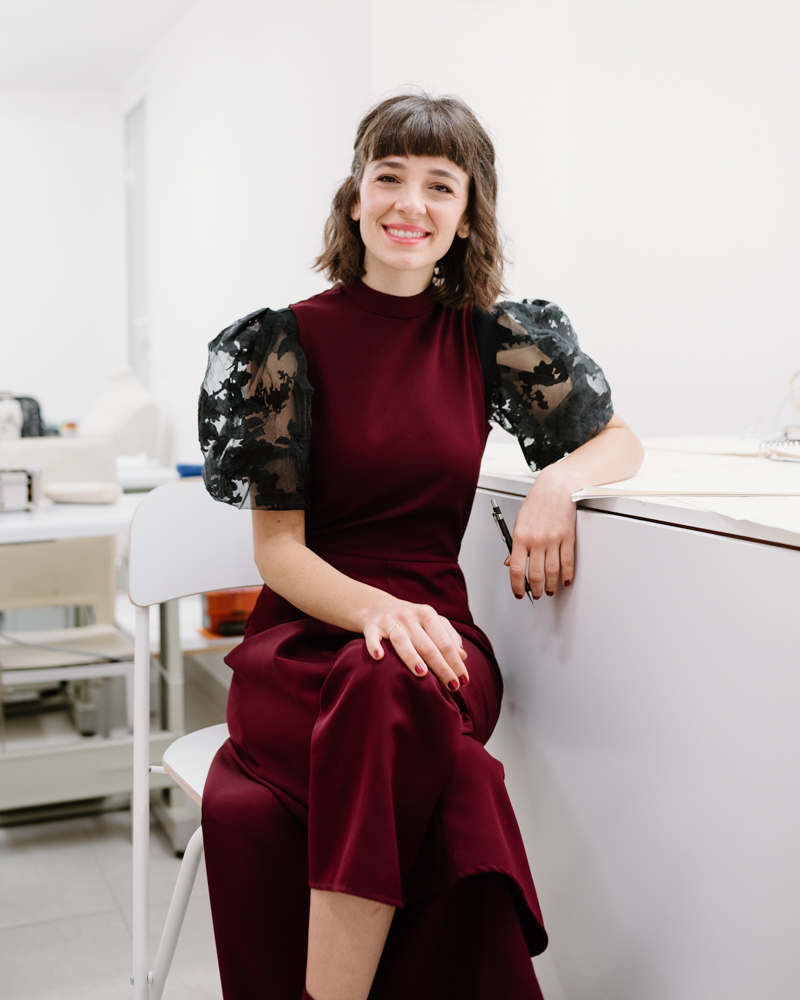 Victoria Salas · Diseñadora